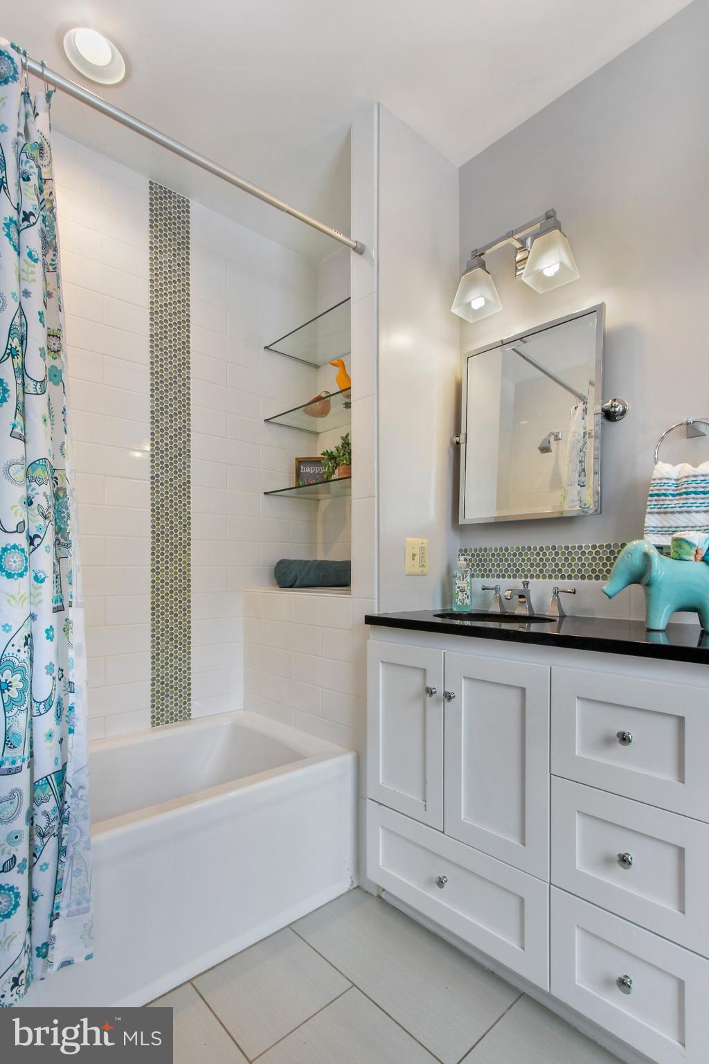 608 Somerset Road Baltimore, MD 21210 - Photo 33 of 57 ensuite