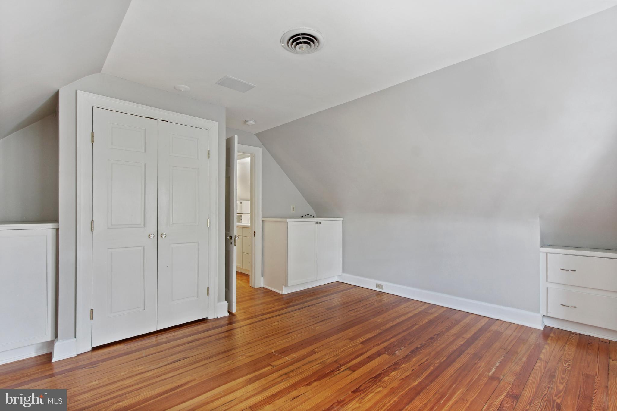 608 Somerset Road Baltimore, MD 21210 - Photo 43 of 57