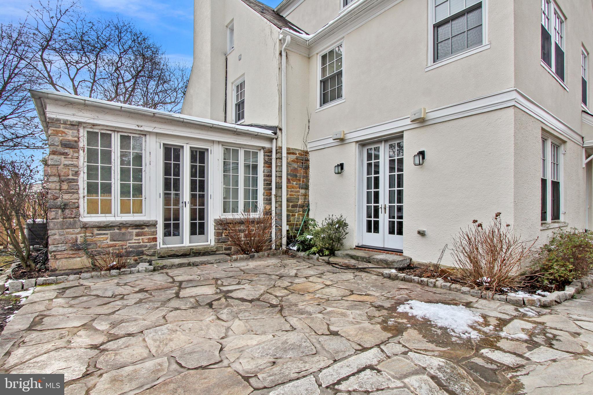 608 Somerset Road Baltimore, MD 21210 - Photo 49 of 57 Stone patio