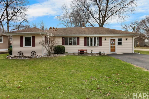 $325,000 | 804 Elm Street, Maple Park, IL 60151