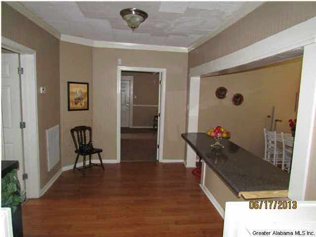 307 Vann Street Southwest Jacksonville, AL 36265 - Photo 3 of 19
