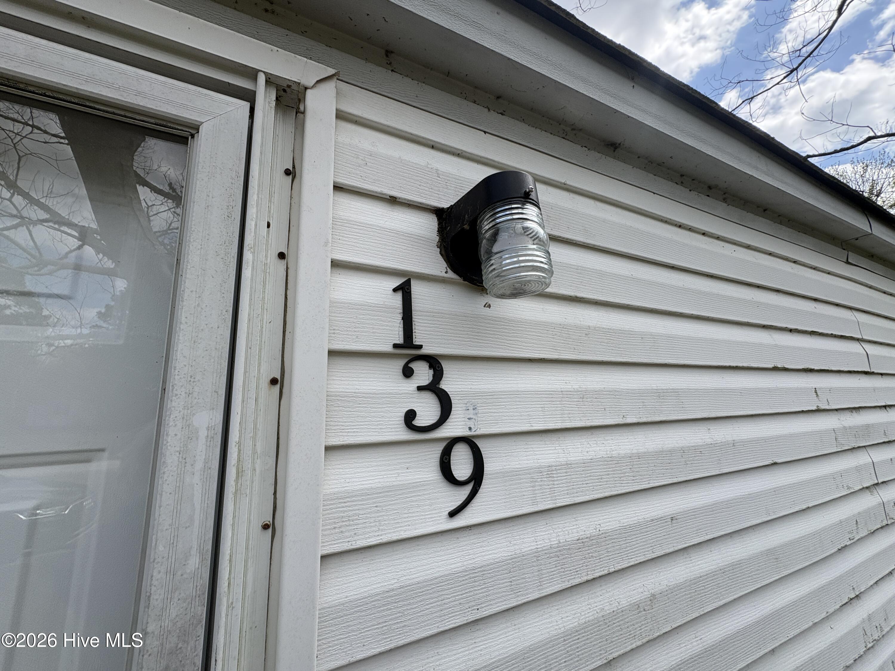 139 Marvin Street Chocowinity, NC 27817 - Photo 2 of 21 3 Bedrooms, 2 Baths