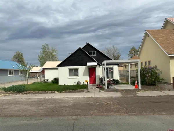 $60,000 | 212 South Church Avenue, Olathe, CO 81425