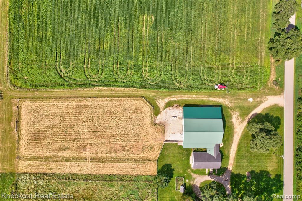 8424 Oak Road Millington, MI 48746 - Photo 30 of 34