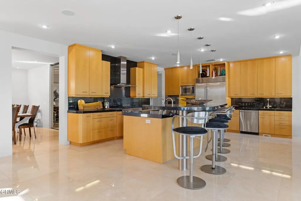 2406 Windermere Street Bakersfield, CA 93311 - Photo 19 of 75