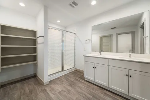 $385,000 | 1803 Rolling Hl Lane, Richmond, TX 77469