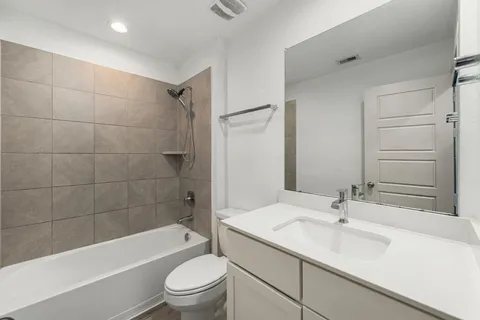 $385,000 | 1803 Rolling Hl Lane, Richmond, TX 77469