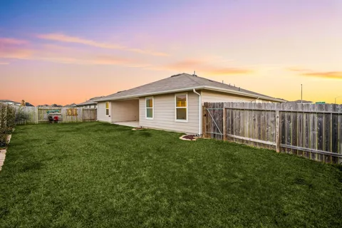 $385,000 | 1803 Rolling Hl Lane, Richmond, TX 77469