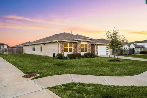 $385,000 | 1803 Rolling Hl Lane, Richmond, TX 77469