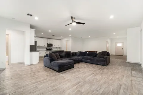 $385,000 | 1803 Rolling Hl Lane, Richmond, TX 77469