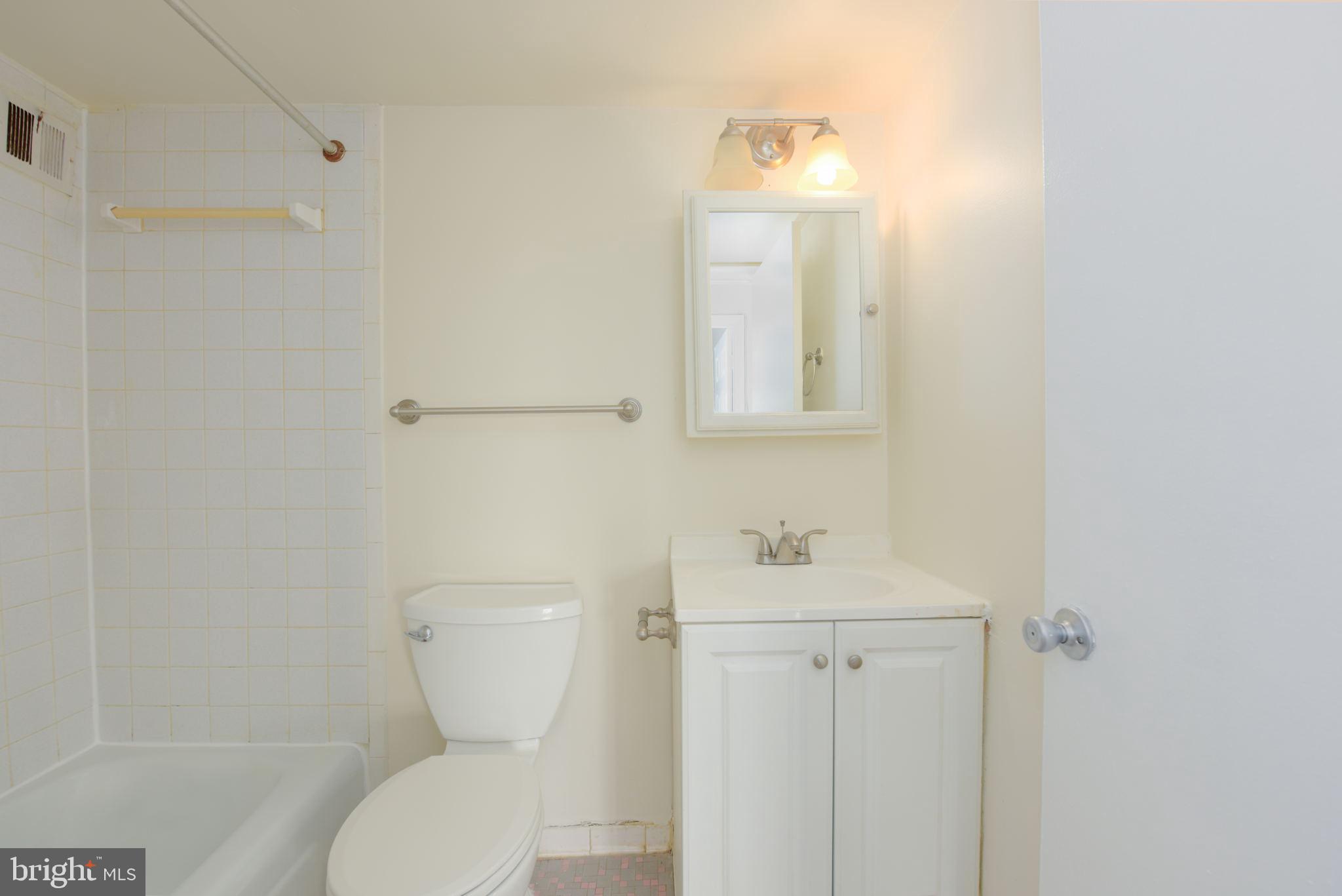 8830 Piney Branch Road, Unit 410 Silver Spring, MD 20903 - Photo 23 of 29 Gallery Image 23