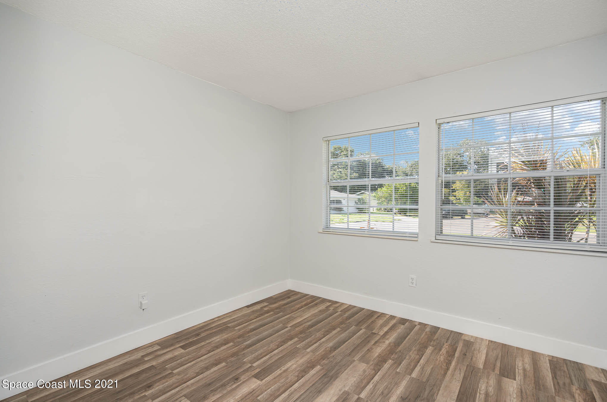 2906 Chipper Drive Northeast Palm Bay, FL 32905 - Photo 16 of 21 Bedroom 3