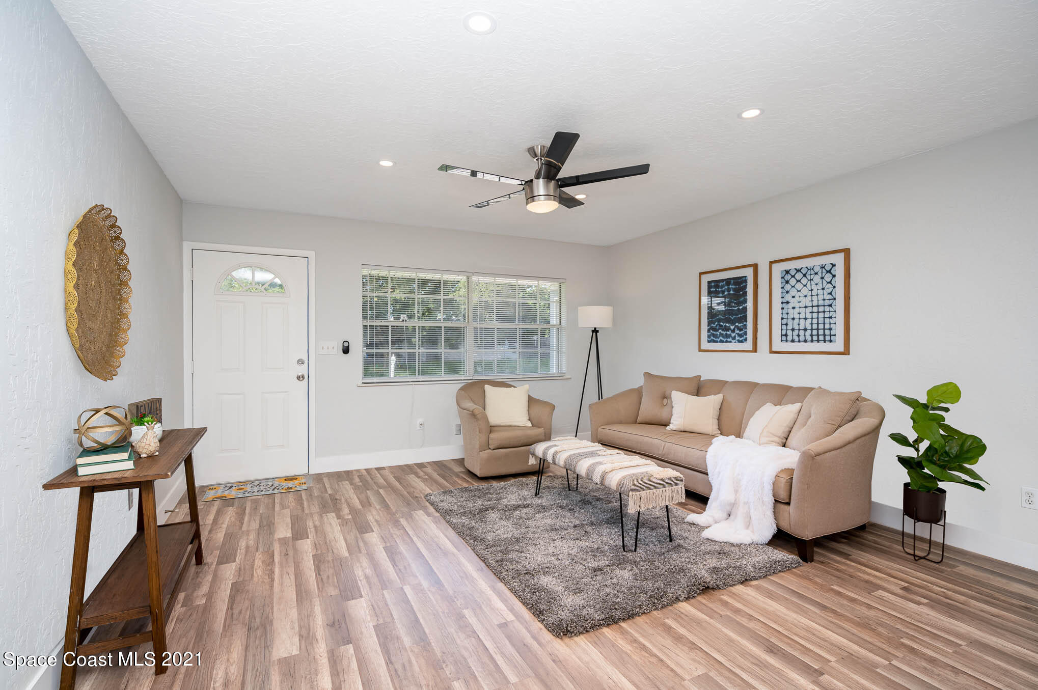 2906 Chipper Drive Northeast Palm Bay, FL 32905 - Photo 6 of 21 Entry Living Room