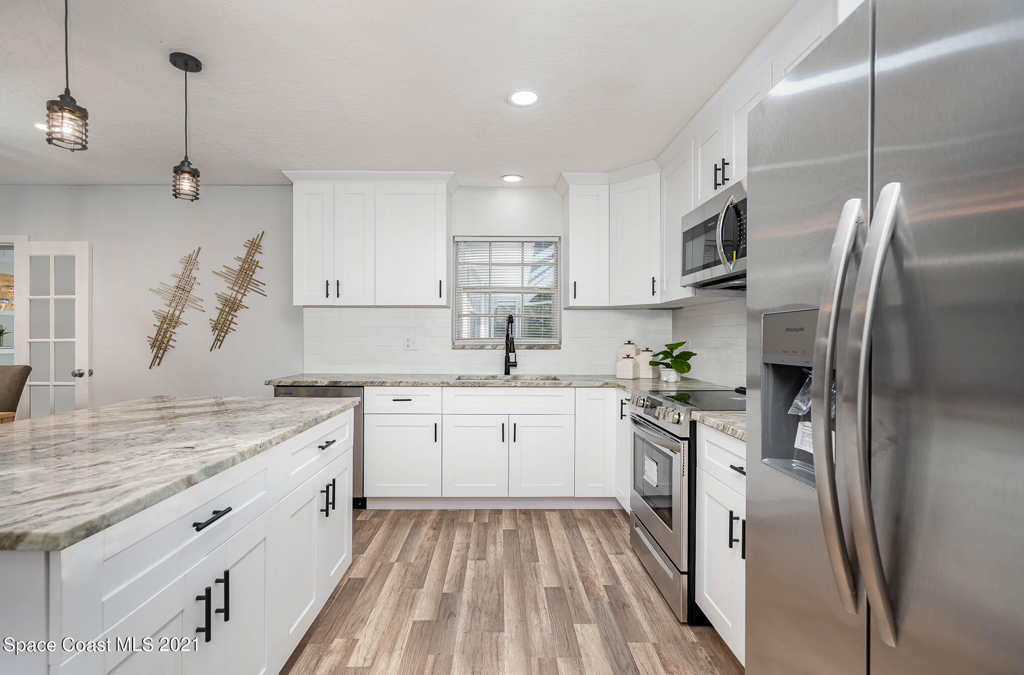 2906 Chipper Drive Northeast Palm Bay, FL 32905 - Photo 8 of 21 Kitchen