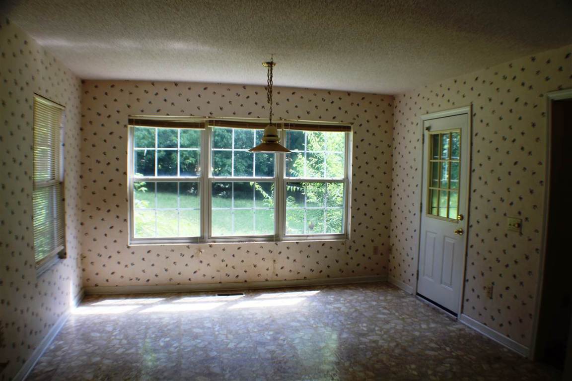 15043 Beacon Ridge Drive Seneca, SC 29678 - Photo 5 of 33 Gallery Image 5