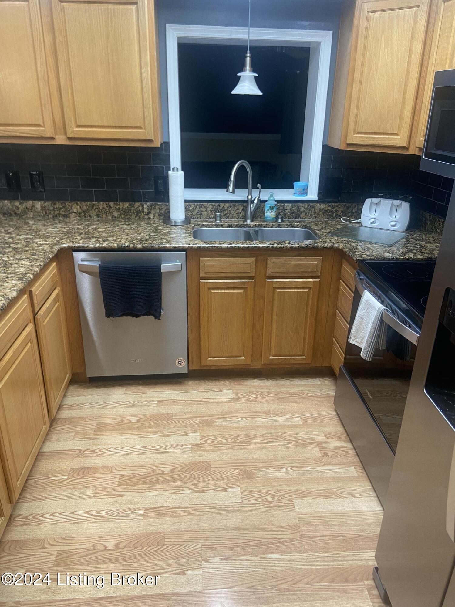 5407 Adkins Road Louisville, KY 40219 - Photo 15 of 21 adkins12