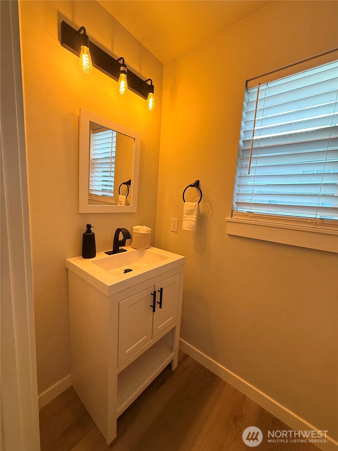 5007 Lake Place South, Unit D27 Renton, WA 98055 - Photo 16 of 36