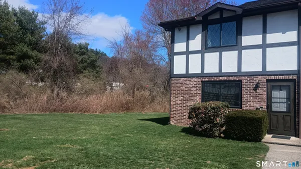 $199,900 | 2 Branch Road, Unit 2A, Thomaston, CT 06787