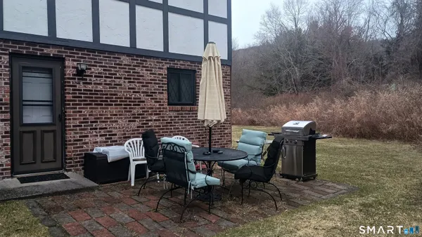 $189,900 | 2 Branch Road, Unit 2A, Thomaston, CT 06787