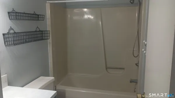 $189,900 | 2 Branch Road, Unit 2A, Thomaston, CT 06787