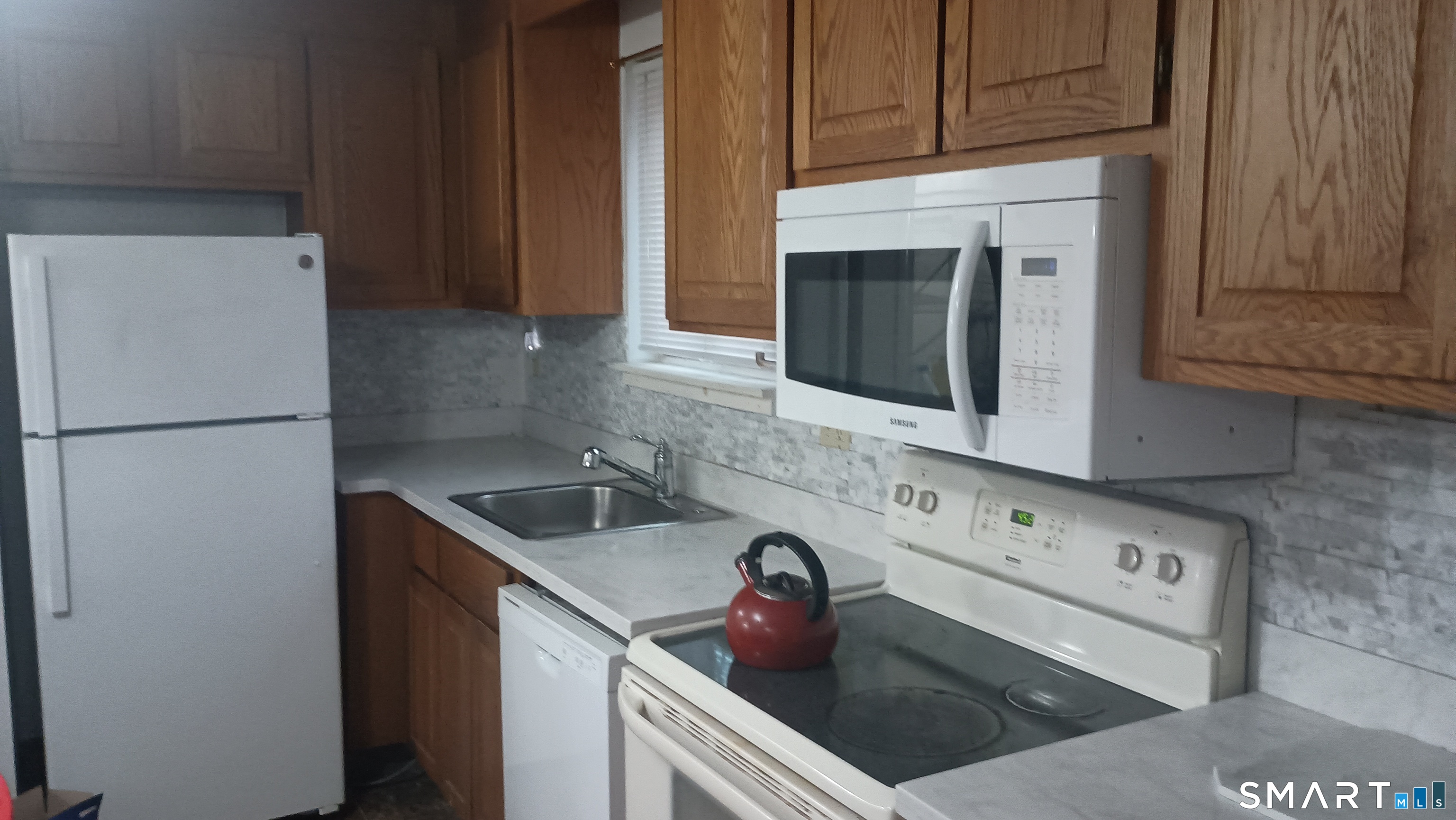 2 Branch Road, Unit 2A Thomaston, CT 06787 - Photo 4 of 10