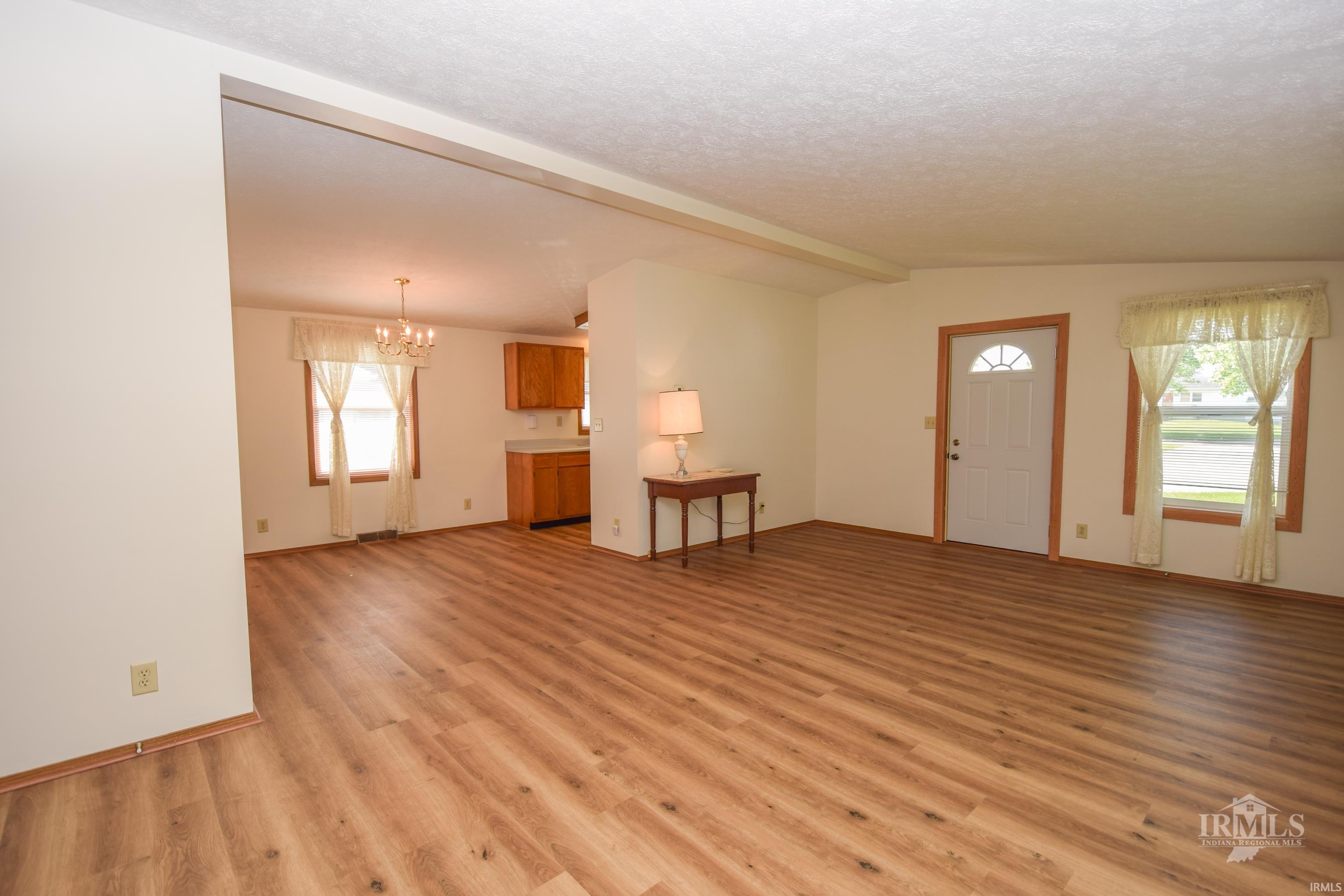 2800 South Andrews Road Yorktown, IN 47396 - Photo 4 of 31 Gallery Image 4