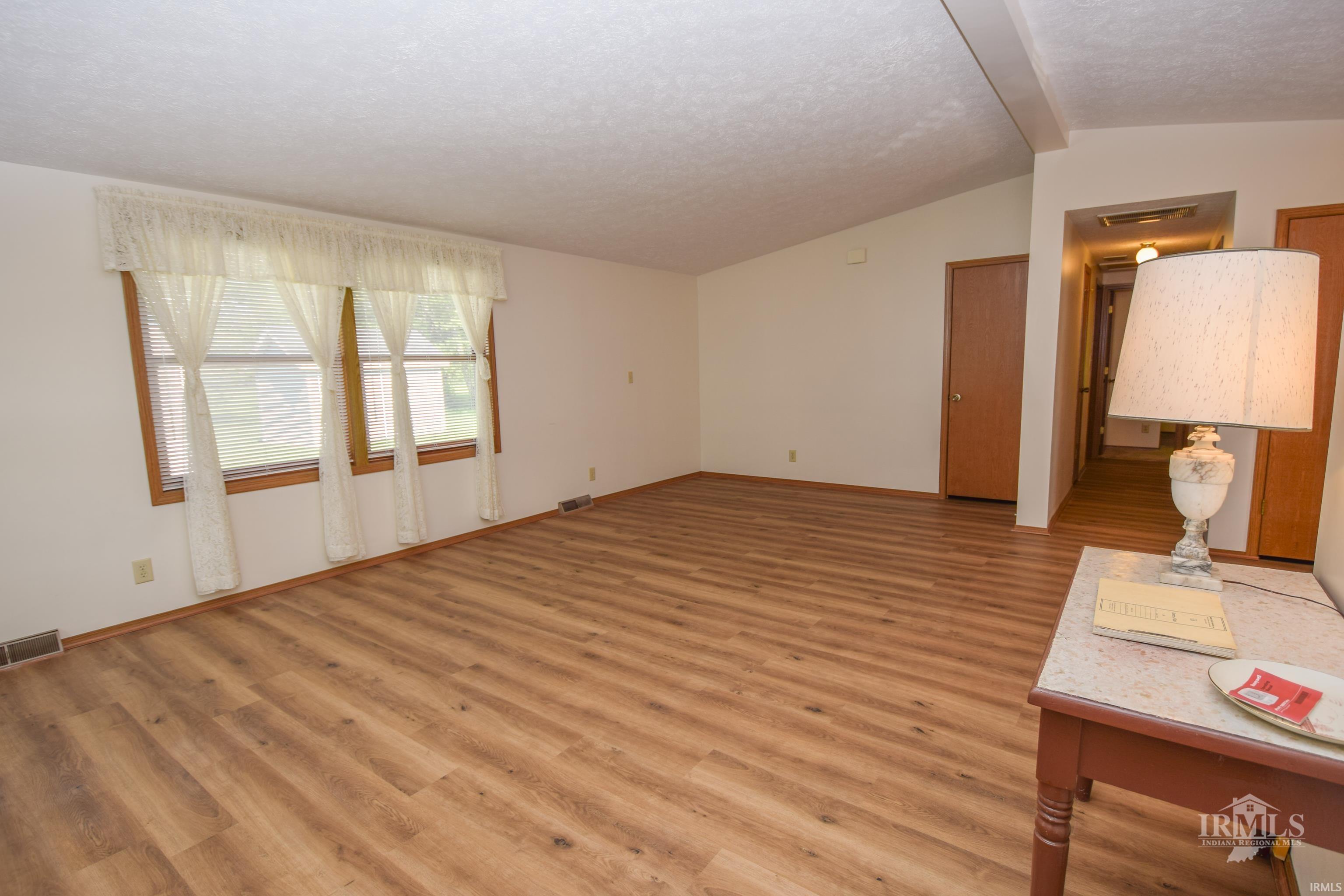 2800 South Andrews Road Yorktown, IN 47396 - Photo 6 of 31 Gallery Image 6