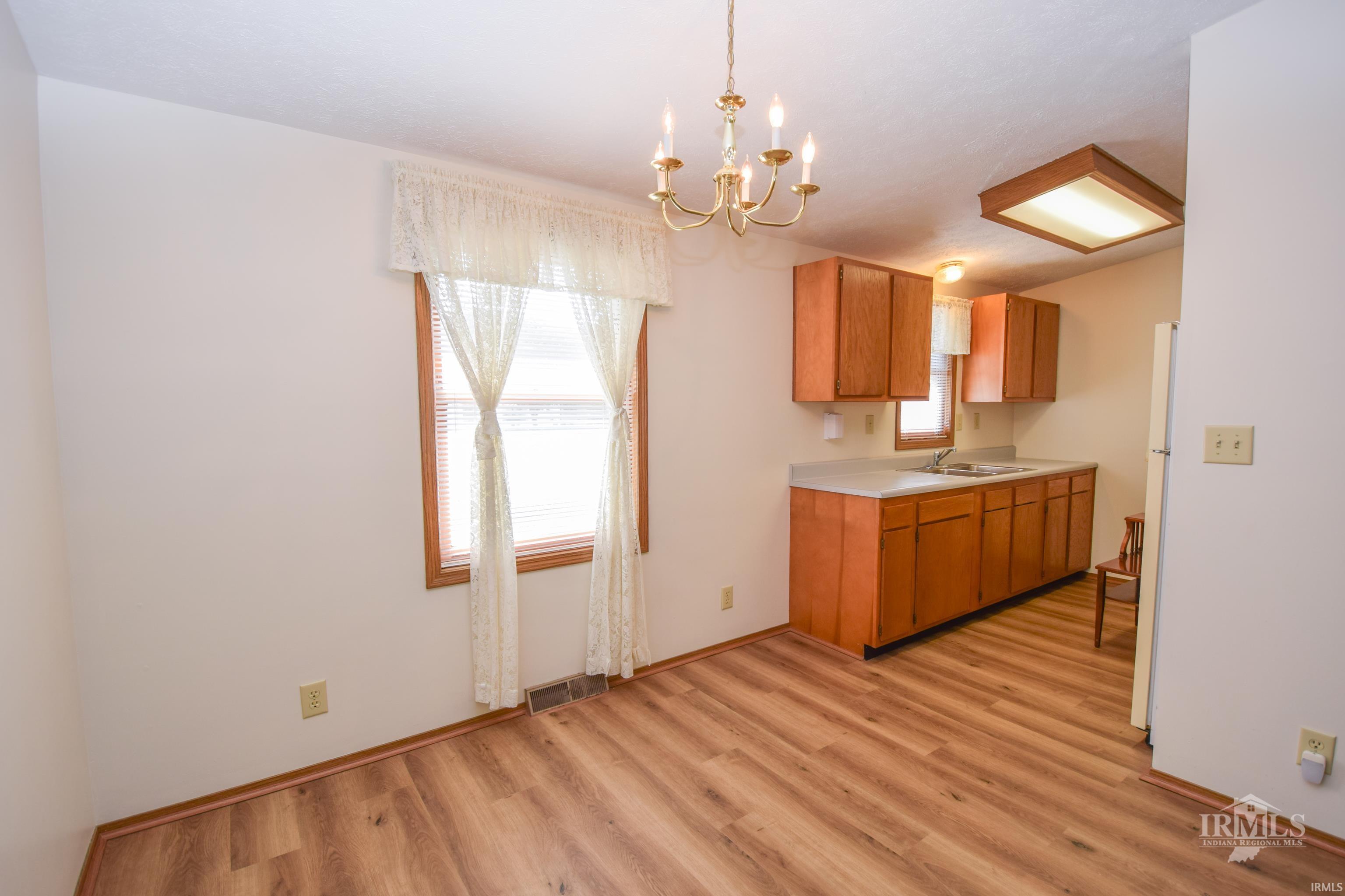 2800 South Andrews Road Yorktown, IN 47396 - Photo 8 of 31 Gallery Image 8