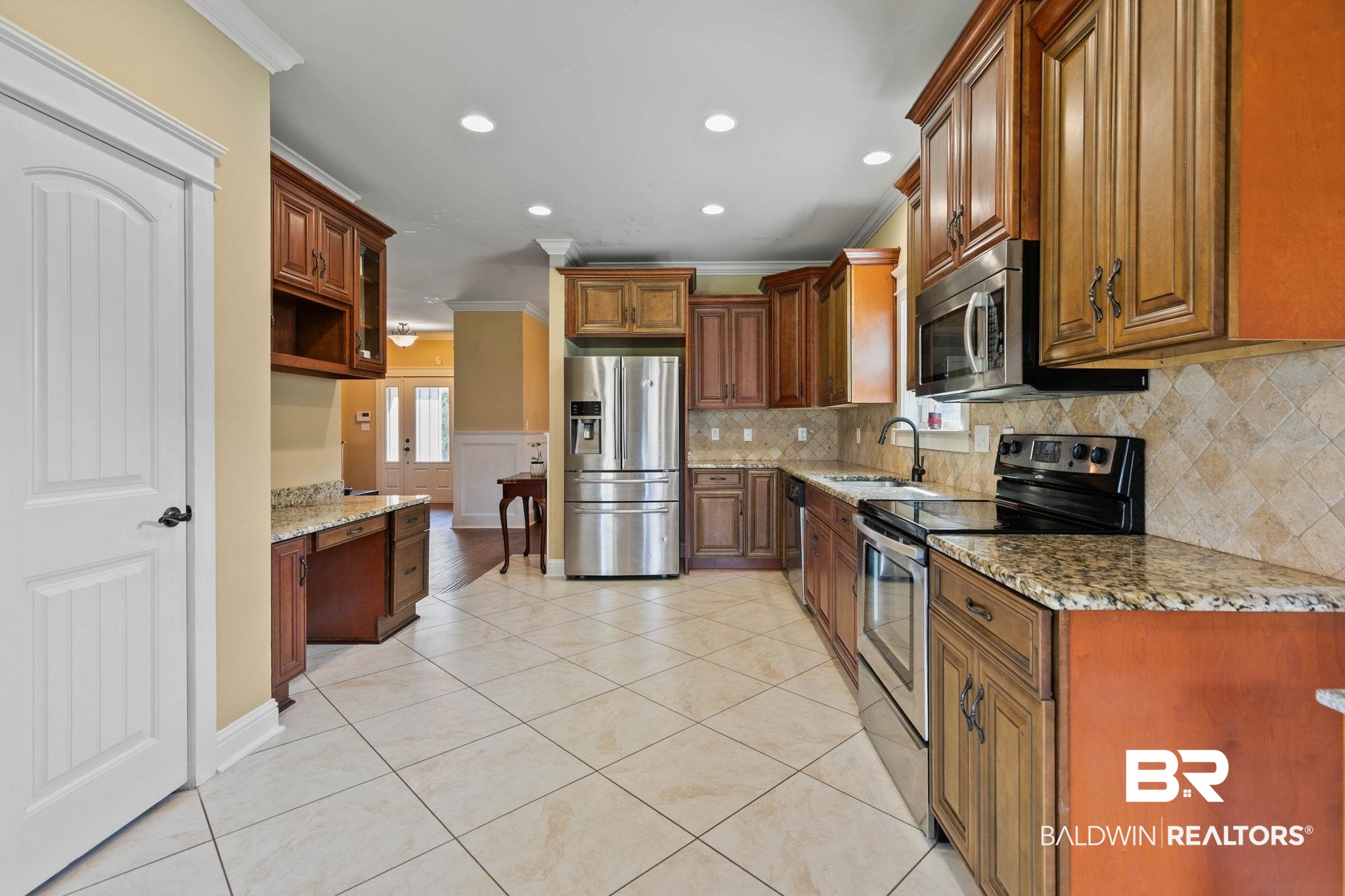 8735 Bainbridge Drive Daphne, AL 36526 - Photo 13 of 38