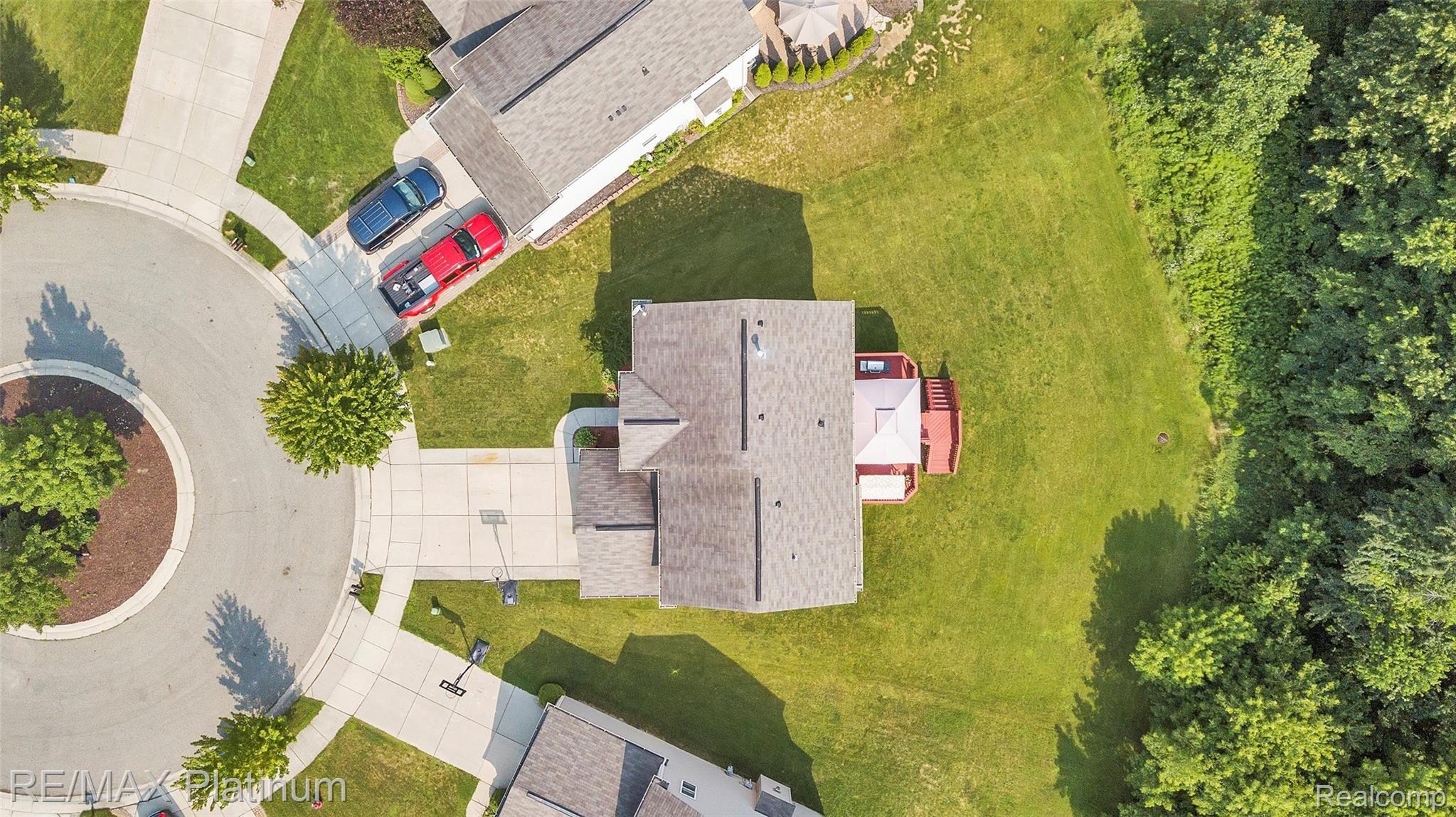 919 Deer Valley Road Holly, MI 48442 - Photo 32 of 36 919-Deer-Valley-Rd-Holly-MI-48442-windowstill-52.jpg