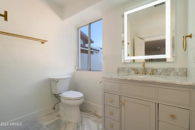 $3,150,000 | 4333 East McDonald Drive, Phoenix, AZ 85018