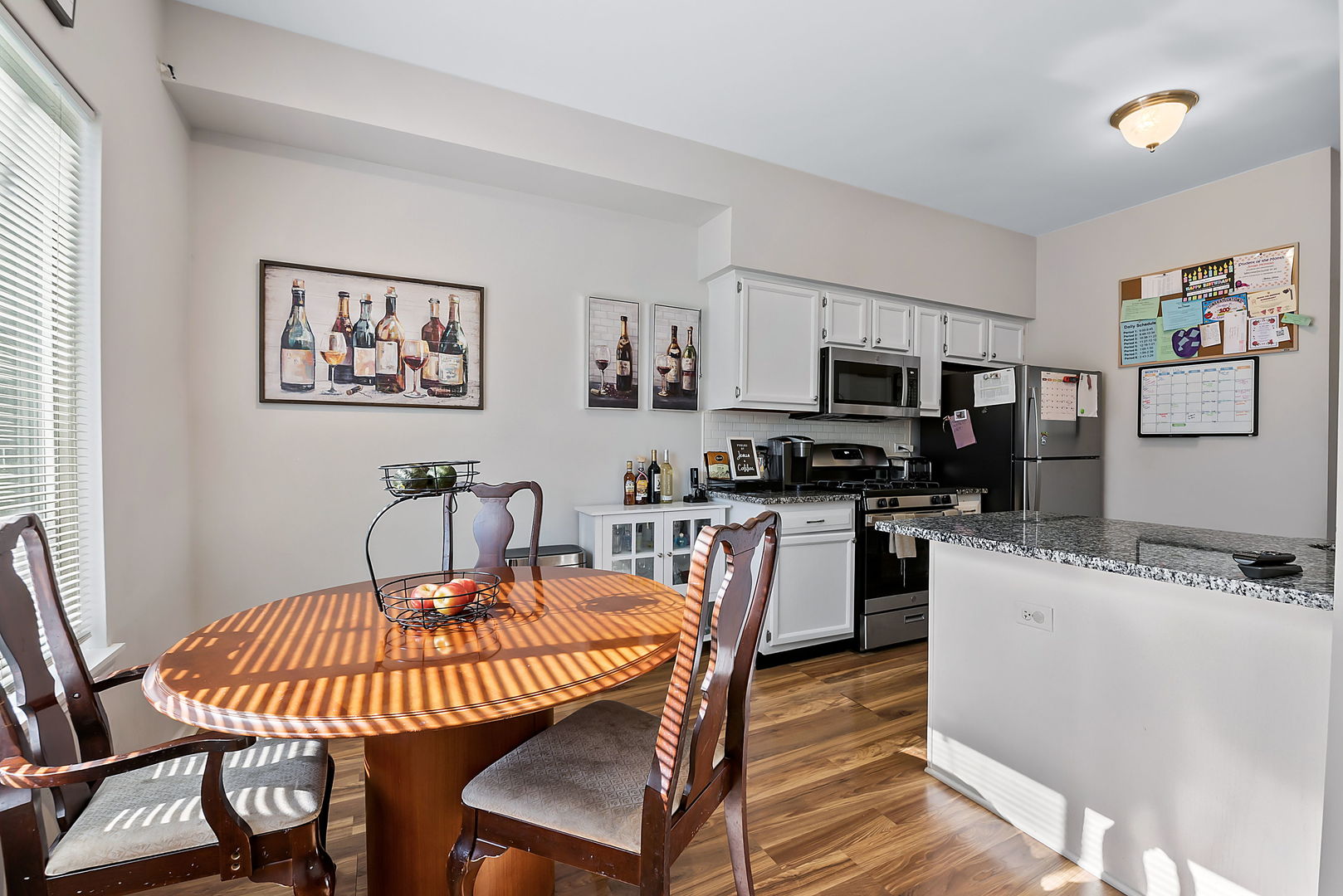1531 Spaulding Road Bartlett, IL 60103 - Photo 6 of 17 Gallery Image 6