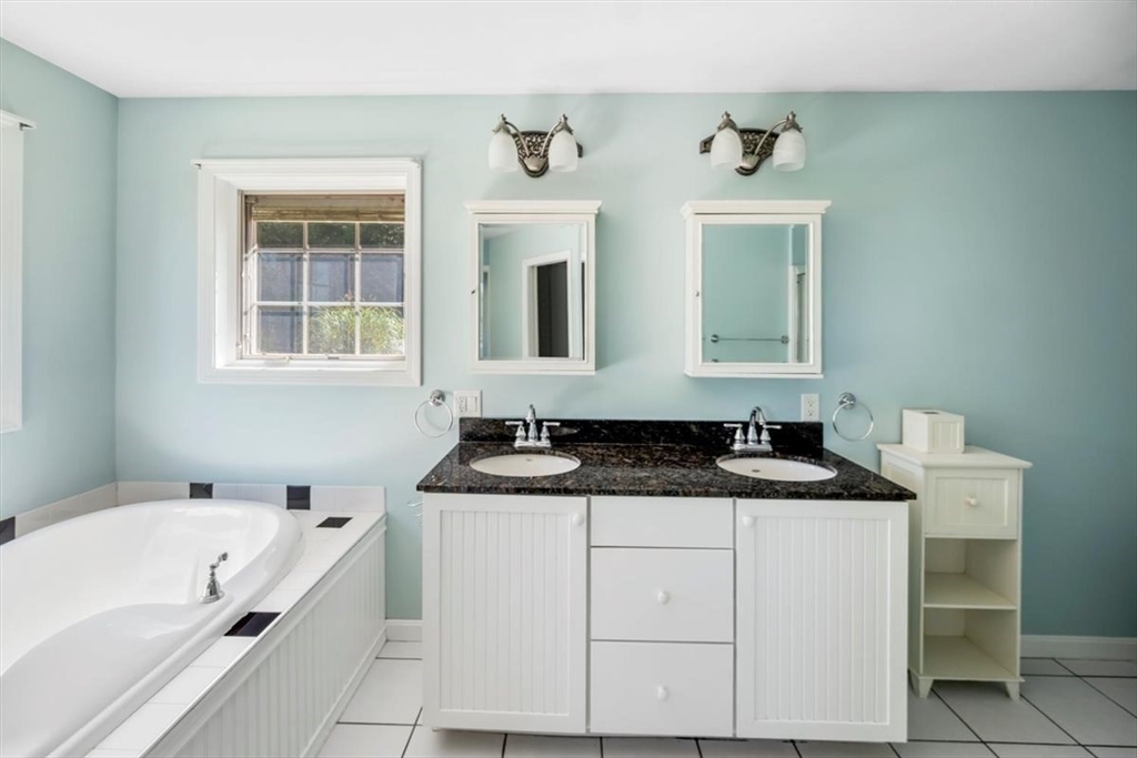 62 Lindsay Lane Athol, MA 01331 - Photo 16 of 42