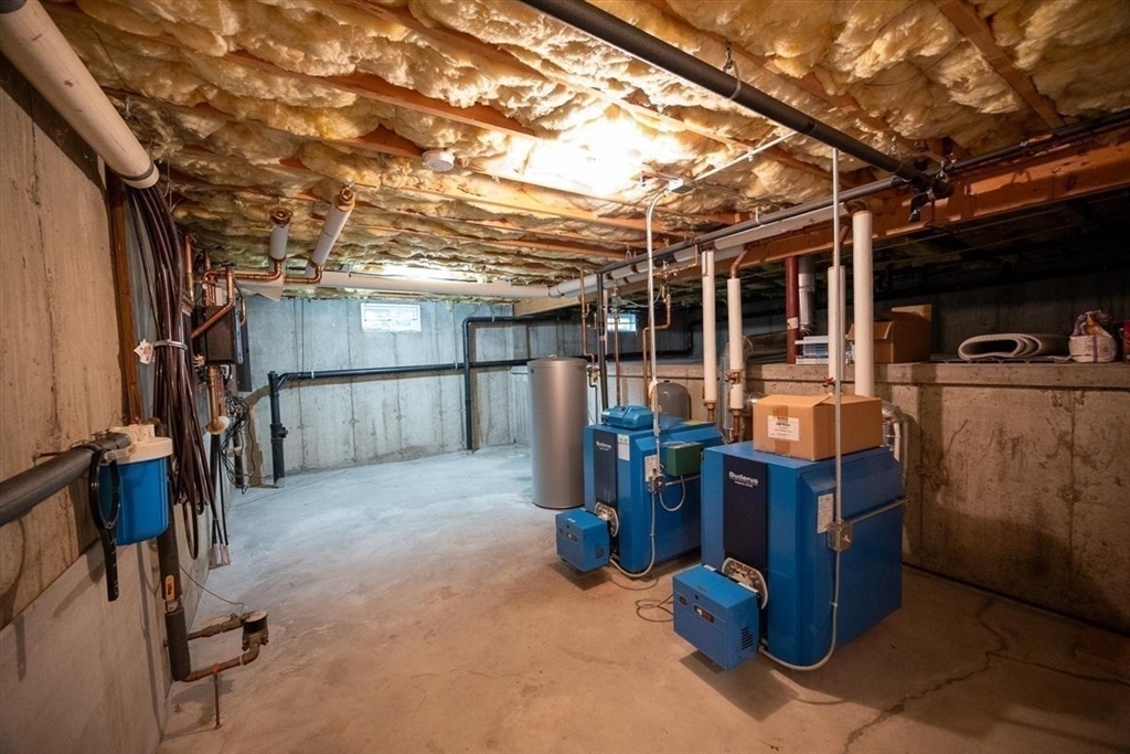 62 Lindsay Lane Athol, MA 01331 - Photo 30 of 42