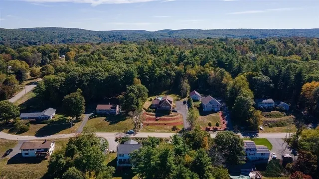 $579,000 | 62 Lindsay Lane, Athol, MA 01331