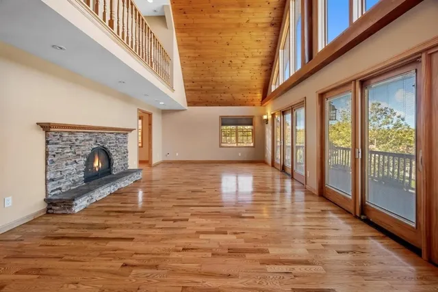 $579,000 | 62 Lindsay Lane, Athol, MA 01331