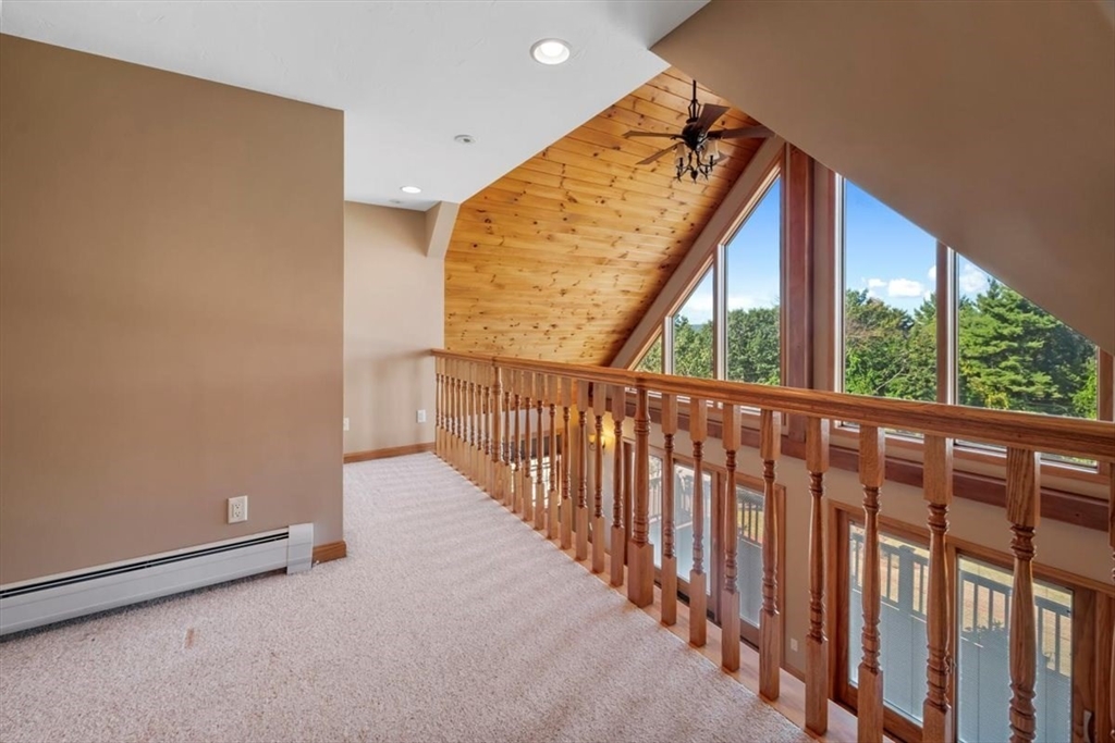 62 Lindsay Lane Athol, MA 01331 - Photo 7 of 42