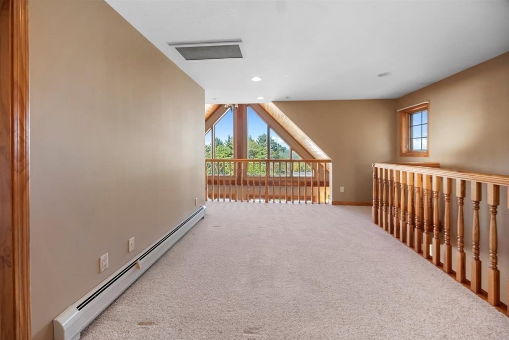 62 Lindsay Lane Athol, MA 01331 - Photo 8 of 42