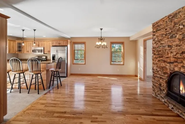 $579,000 | 62 Lindsay Lane, Athol, MA 01331