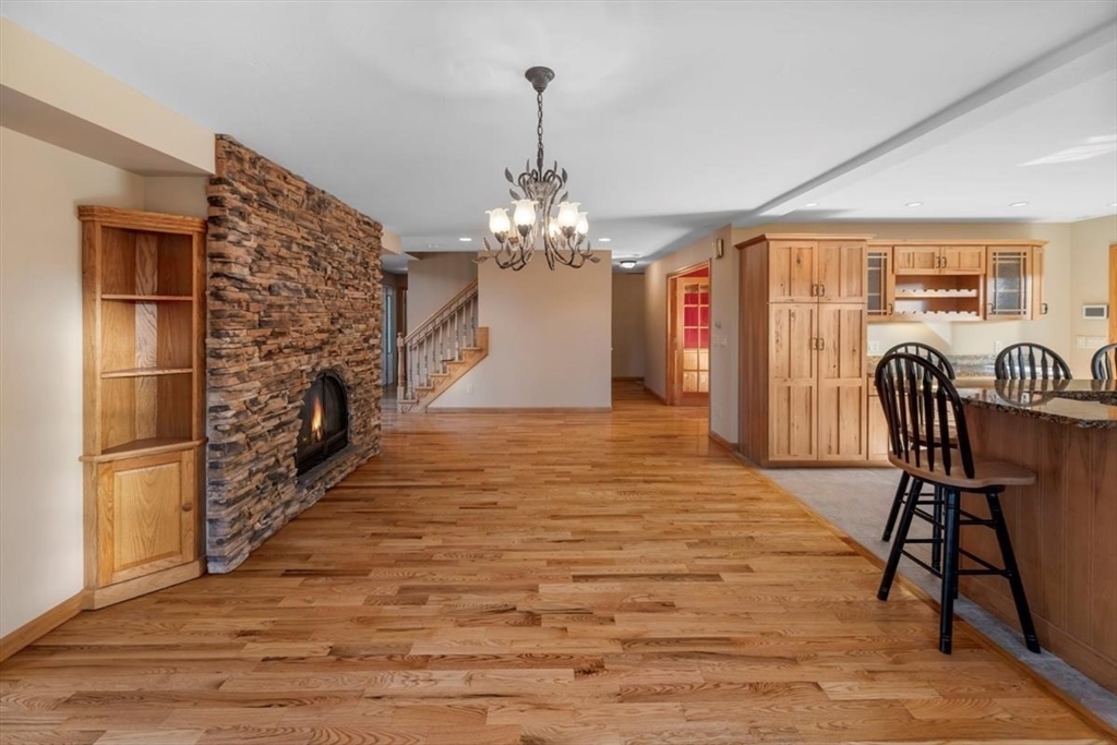 62 Lindsay Lane Athol, MA 01331 - Photo 10 of 42