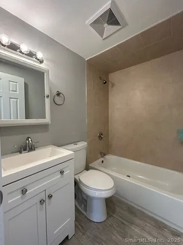 $3,950 | 755 Old Town Road, Bridgeport, CT 06606