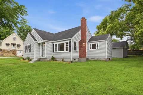 $288,000 | 406 Pickens Lane, Columbia, TN 38401