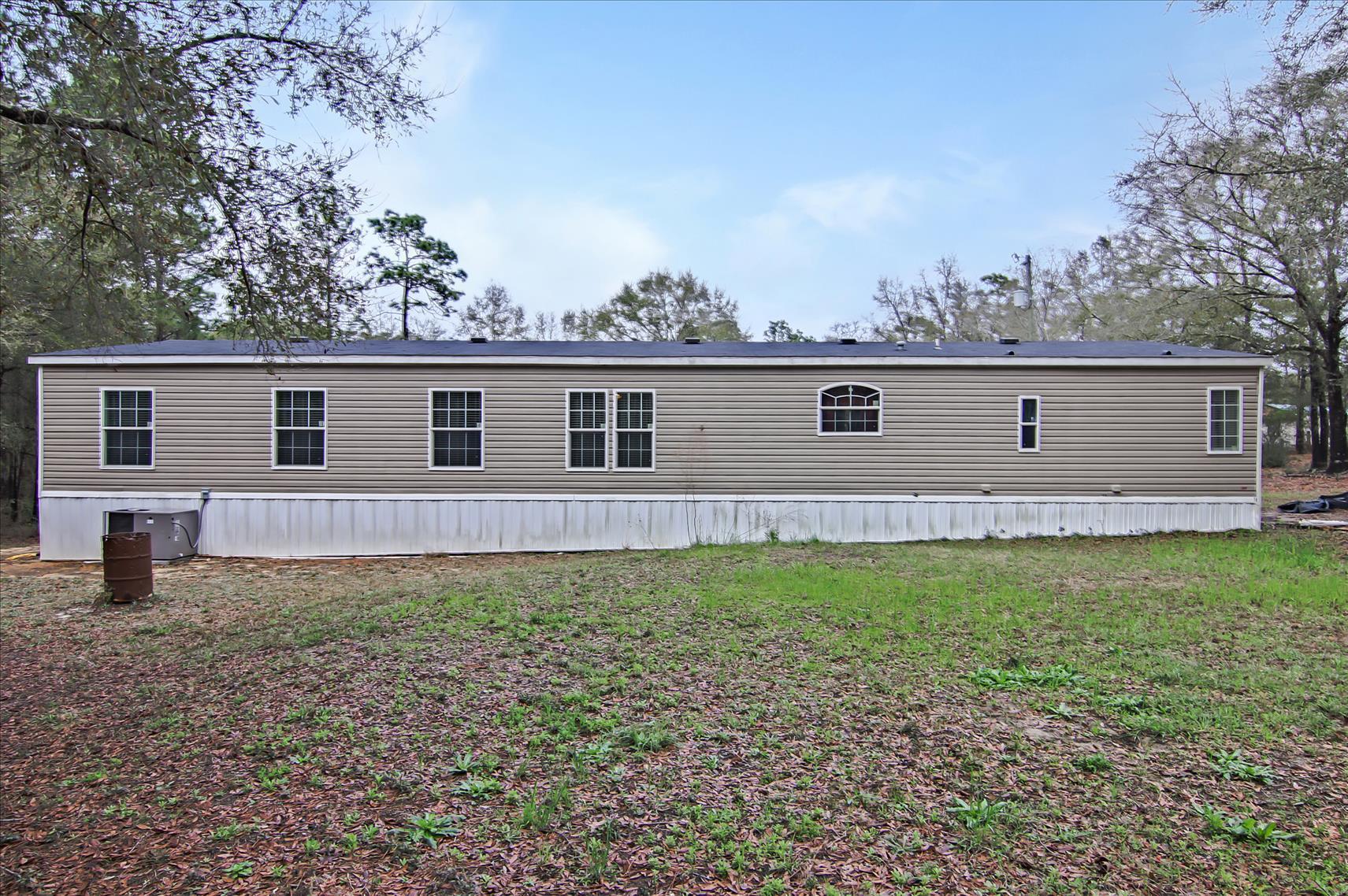 4880 Gilmore Road Holt, FL 32564 - Photo 4 of 43 f8-1256389-1275852-42