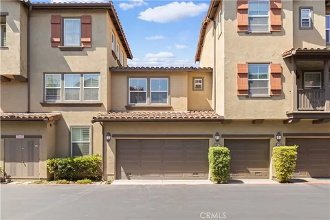 $1,239,000 | 141 Danbrook, Irvine, CA 92603