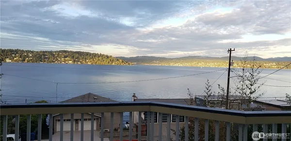 $1,150,000 | 9837 Rainier Avenue South, Seattle, WA 98118