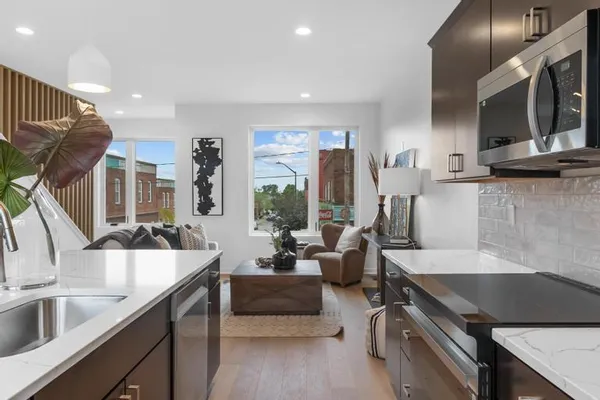 $425,000 | 1031 Pacific Street, Kansas City, MO 64106