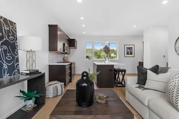 $425,000 | 1031 Pacific Street, Kansas City, MO 64106