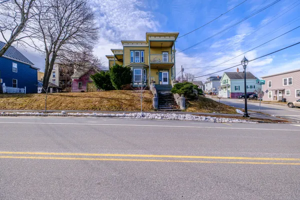 $425,000 | 63 3rd Street, Auburn, ME 04210