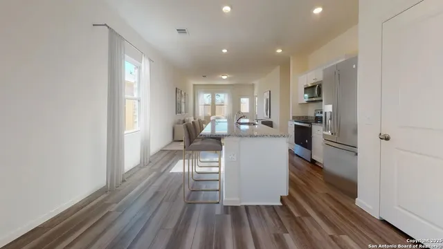 $282,990 | 10506 Lesser Snow, Adkins, TX 78101