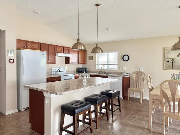 $385,000 | 9242 Freedom Hill Drive, Seffner, FL 33584